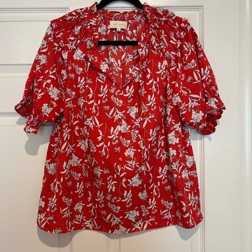 MELLODAY Red and White Floral Blouse